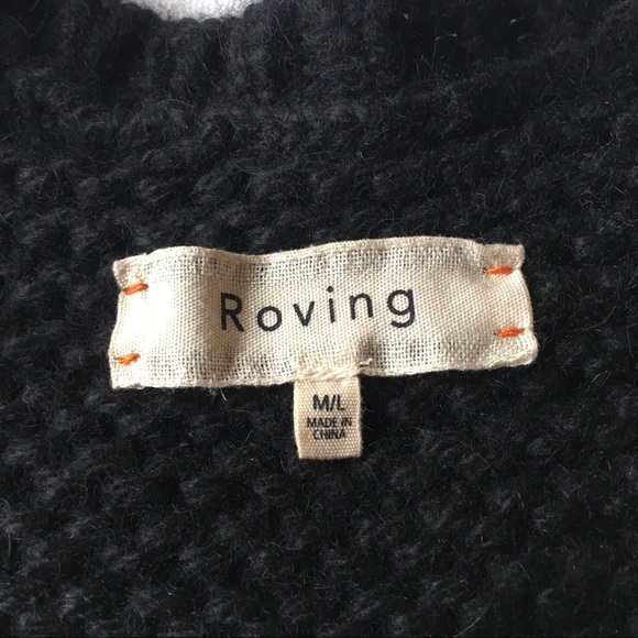 Black soft pullover sweater - Picture 9 of 9
